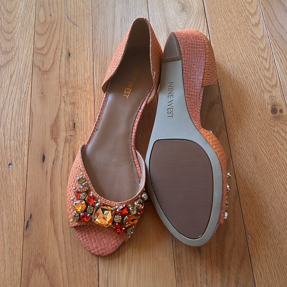 Orange flats open toe - Picture 2 of 2